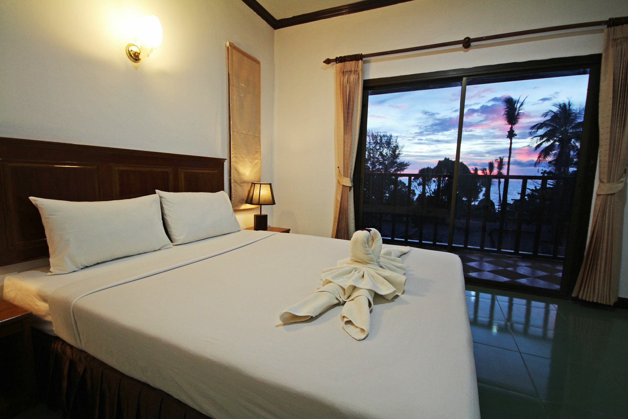 Lanta Sabai Hotel & Bungalows Koh Lanta Exterior photo